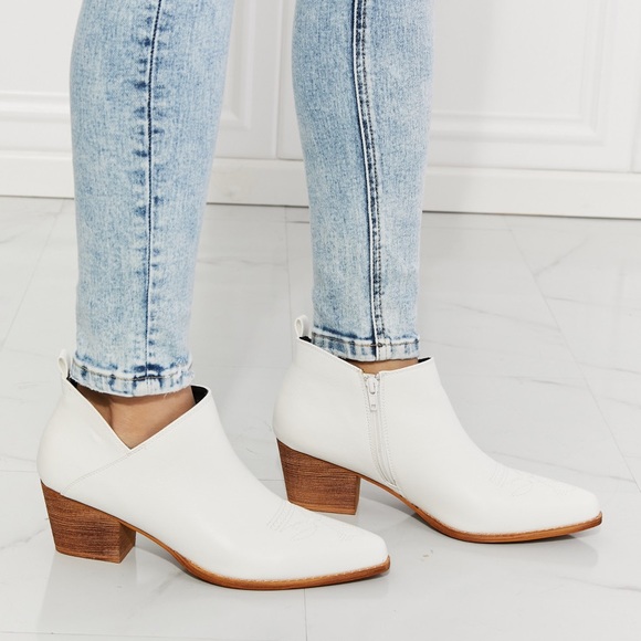 Shoes - Southern Boho Ankle Booties